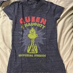 Queen of naughty grinch women tee